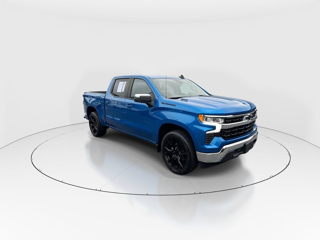 Used 2024 Chevrolet Silverado 1500 LT w/ LPO, Liner Protection Package RWD image 2