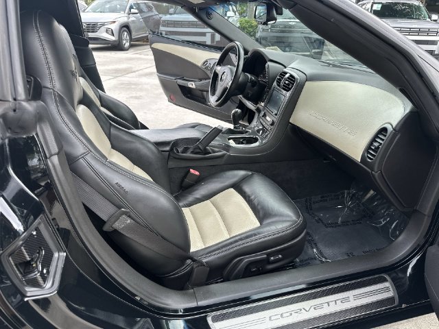 Used 2008 Chevrolet Corvette Convertible w/ Preferred Equipment Group RWD image 28