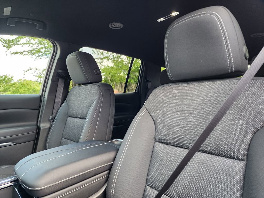 New 2025 Chevrolet Traverse LT image 10