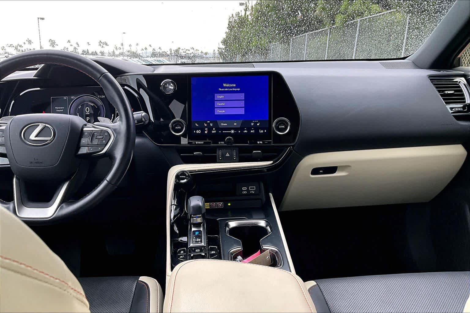 Used 2024 Lexus NX 350h AWD image 31