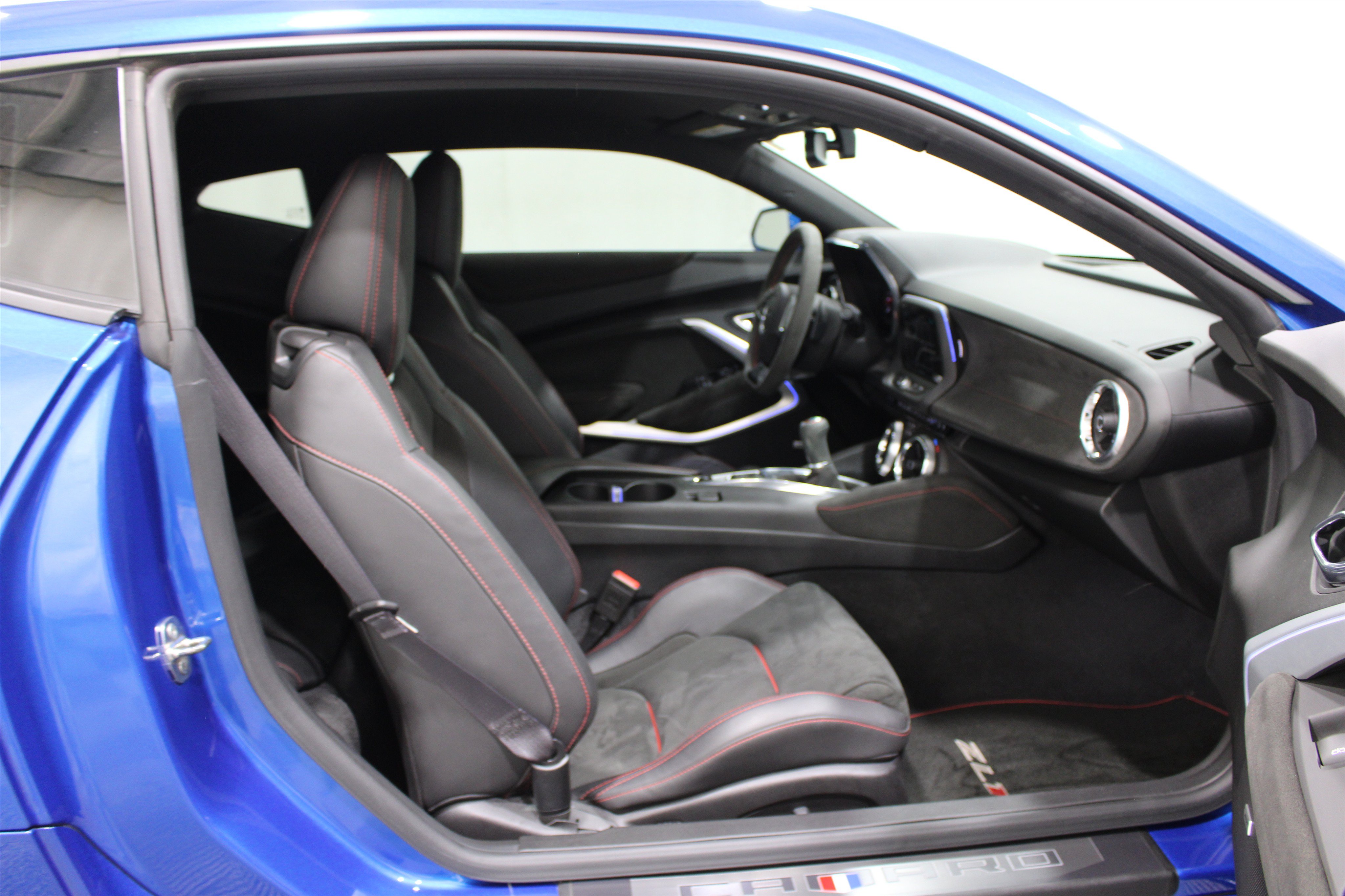 Used 2017 Chevrolet Camaro ZL1 RWD image 26