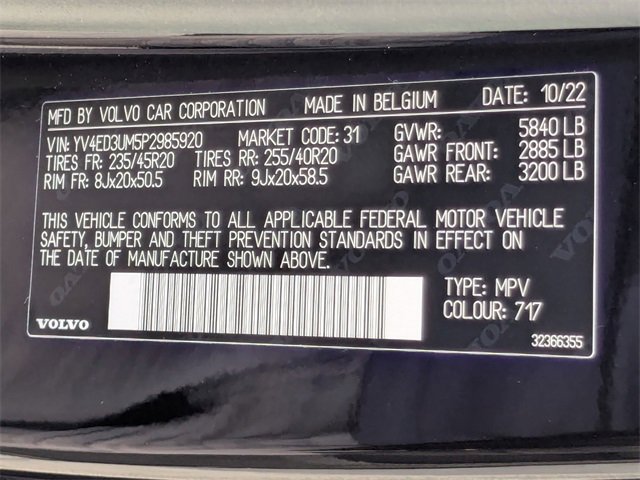 Used 2023 Volvo XC40 Recharge Ultimate image 32