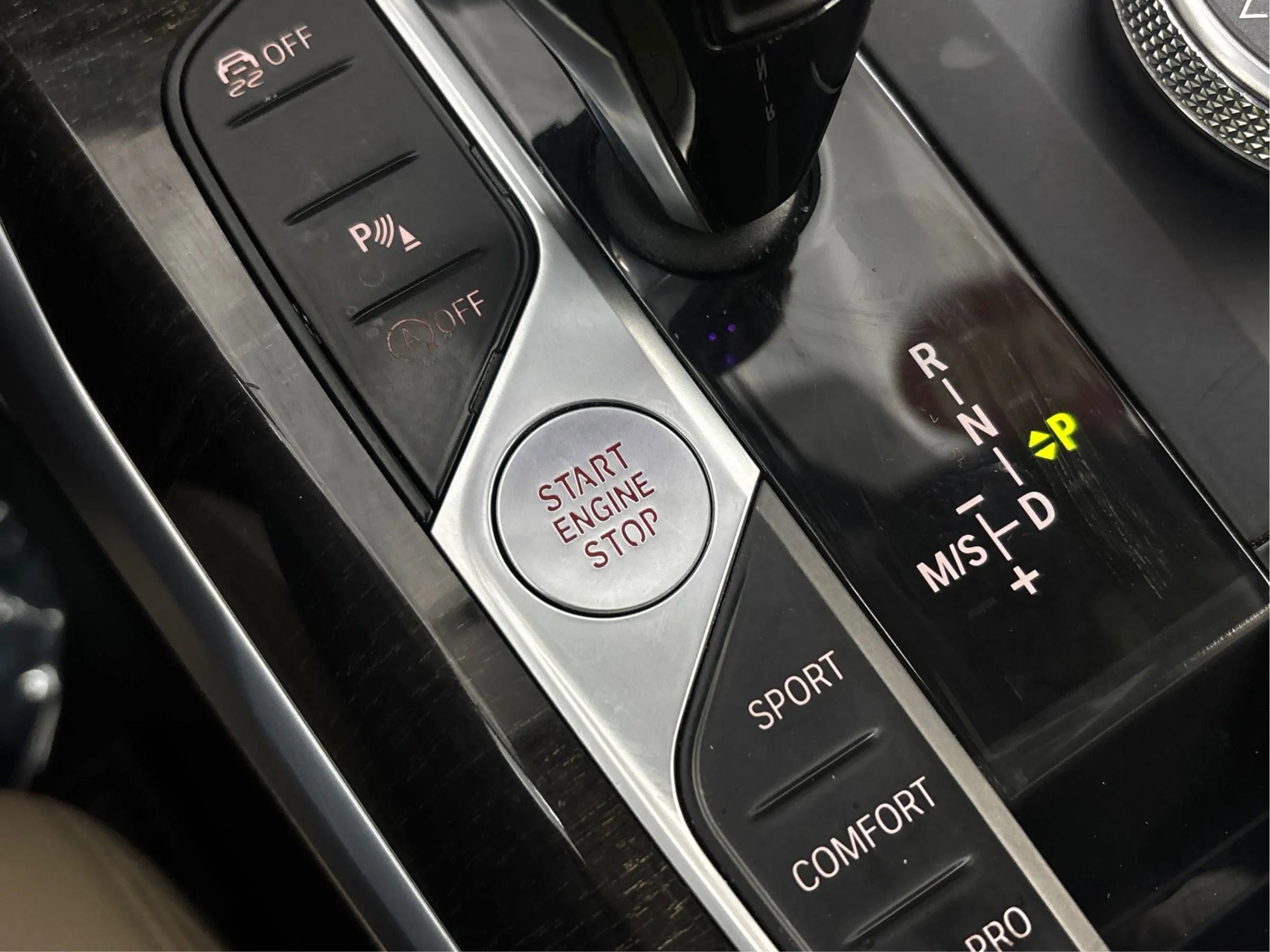 Used 2020 BMW 330i xDrive Sedan w/ Convenience Package image 40