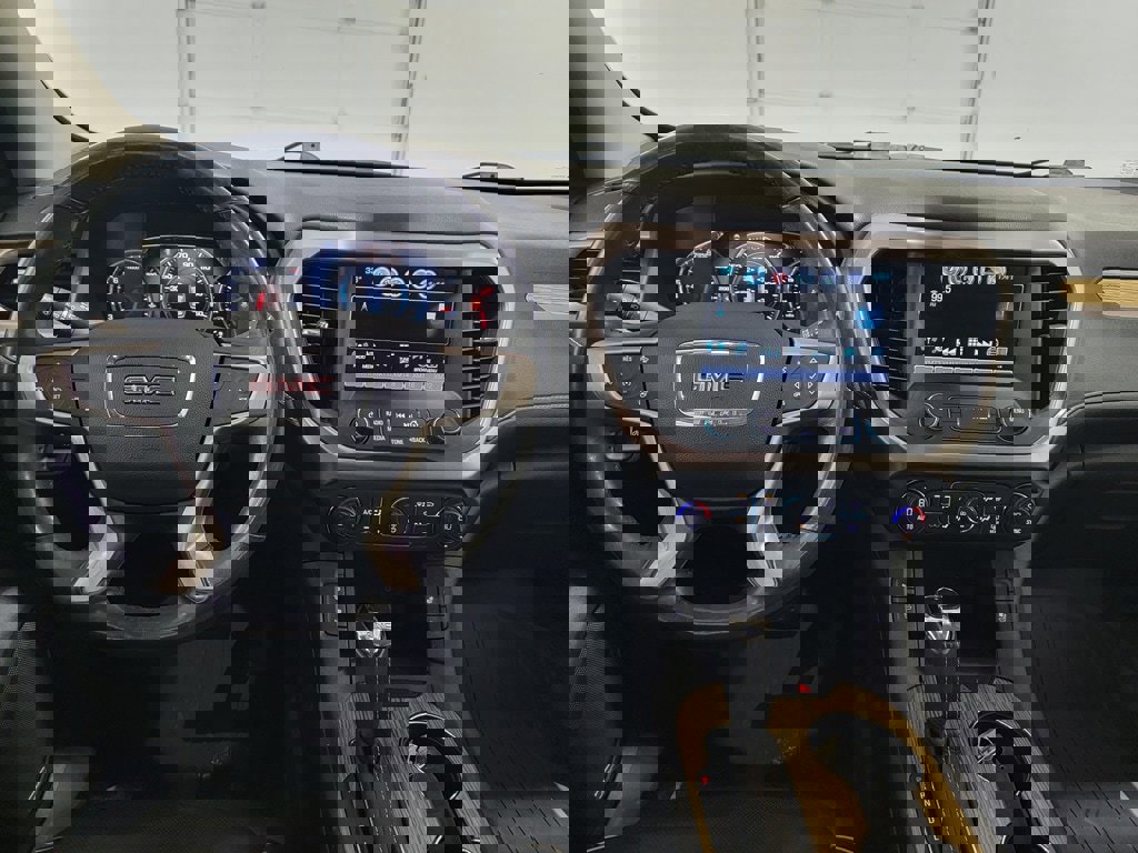 Used 2018 GMC Acadia Denali w/ Technology Package image 12