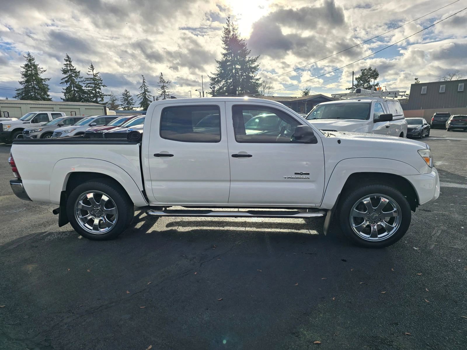 Used 2012 Toyota Tacoma PreRunner image 6