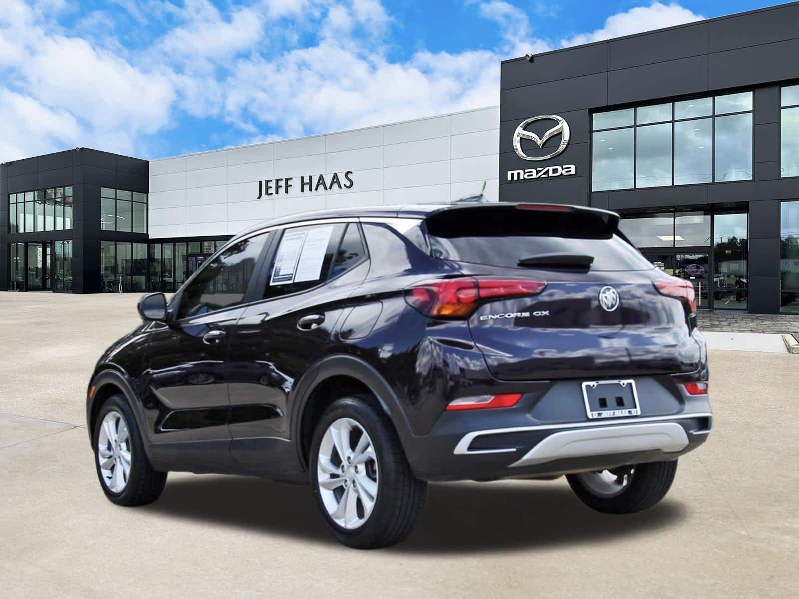 Used 2020 Buick Encore GX Preferred FWD image 2