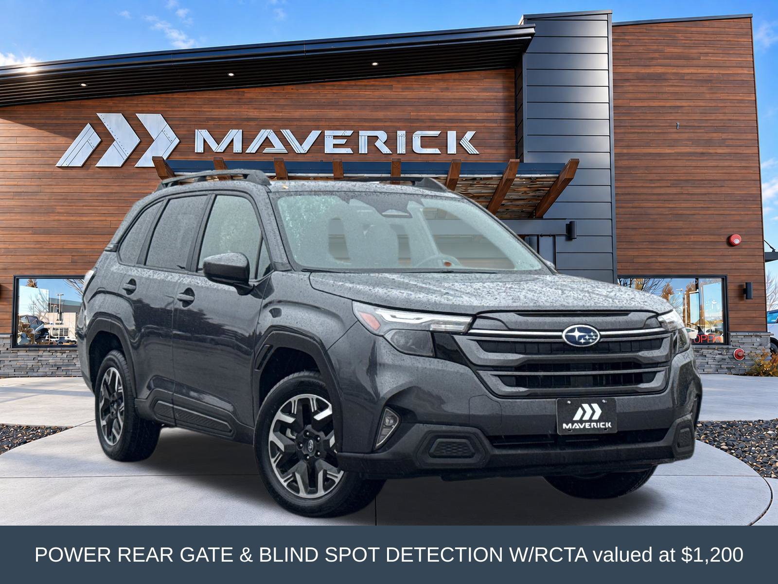 Used 2025 Subaru Forester Premium AWD/4WD image 1