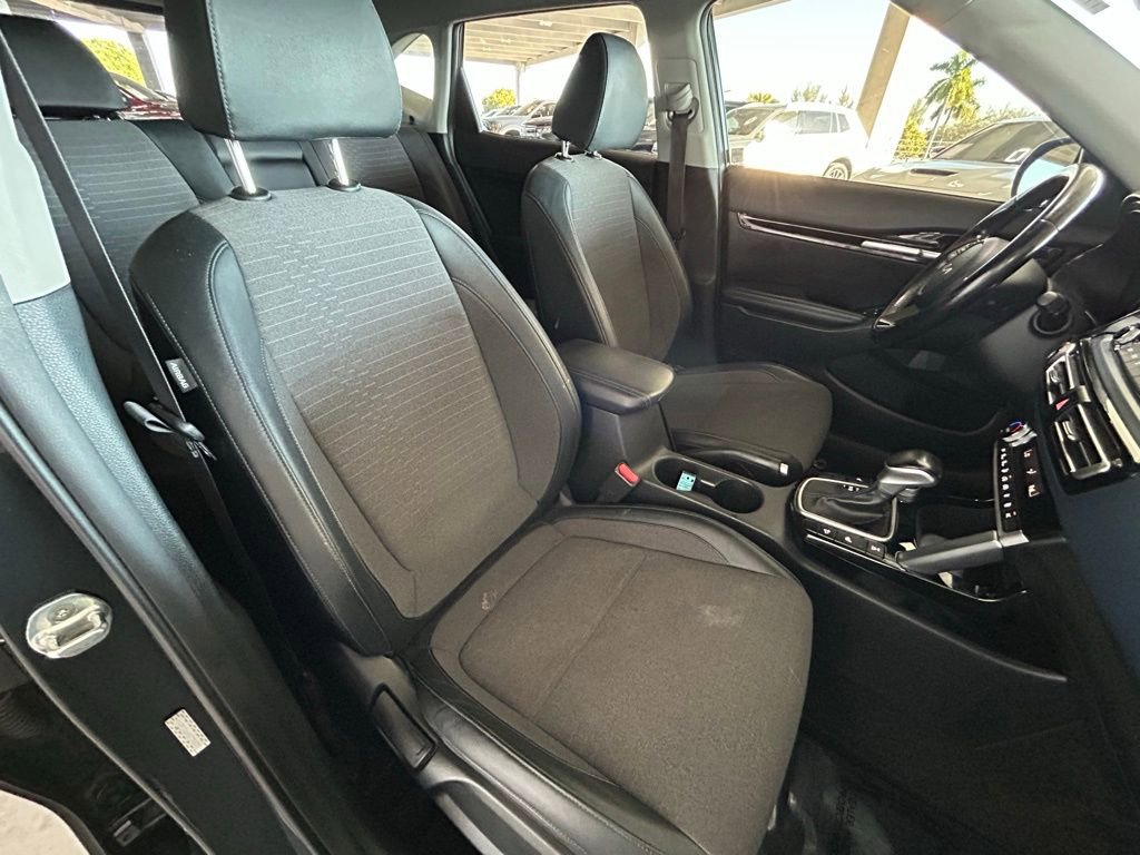Used 2022 Kia Seltos S image 28