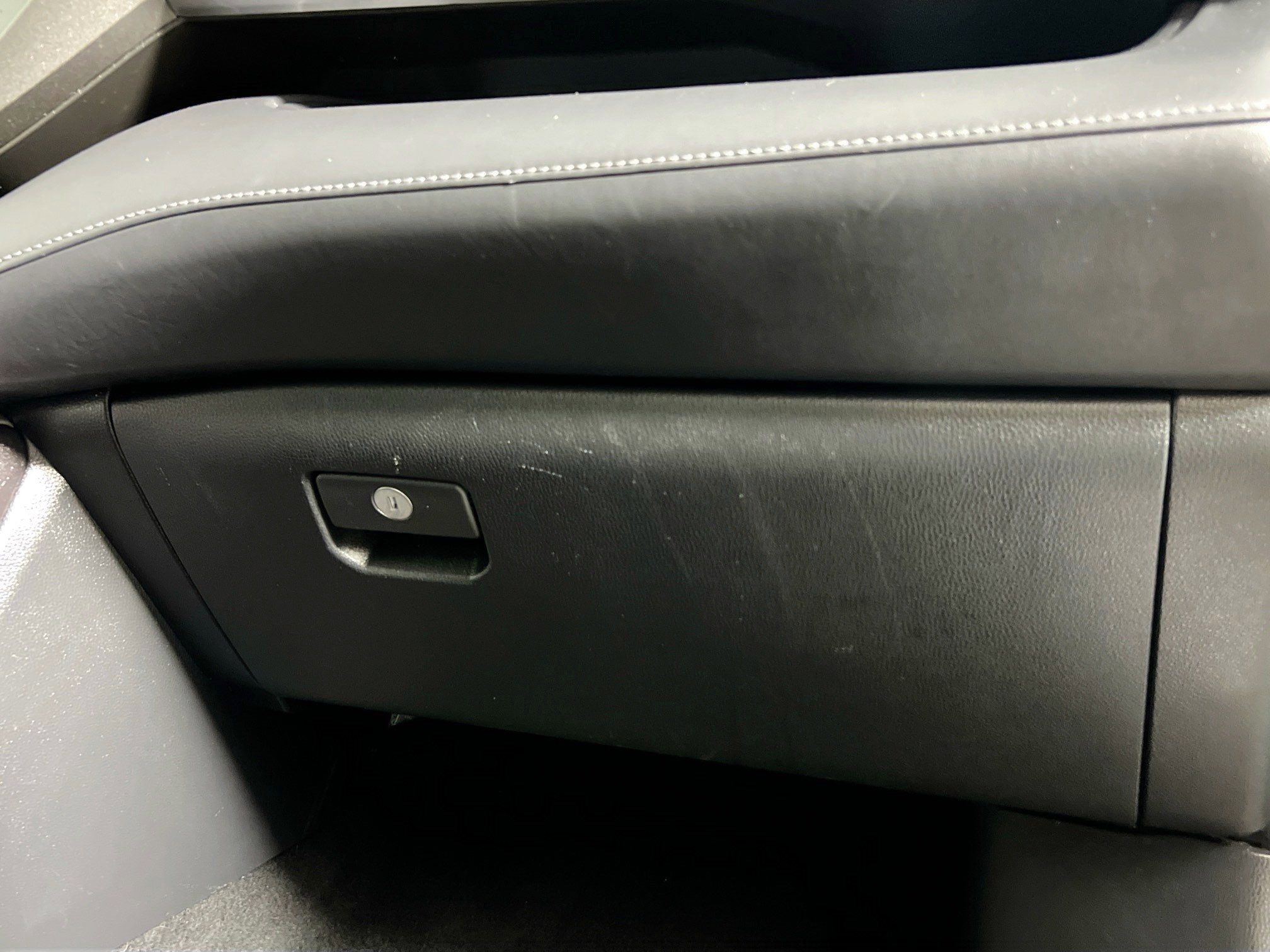 Used 2021 Toyota Highlander XLE FWD image 35