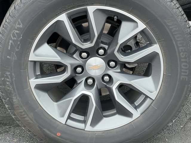 Used 2024 Chevrolet Silverado 1500 LT AWD/4WD image 31