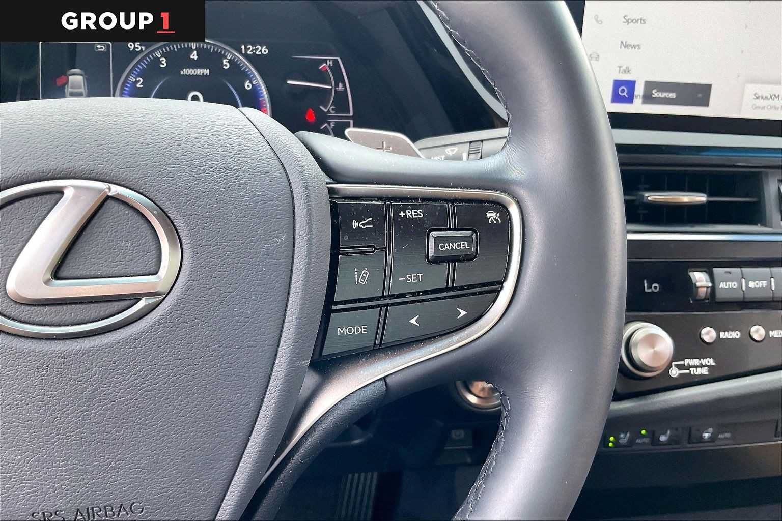 Used 2025 Lexus ES 350 w/ Premium Package FWD image 22