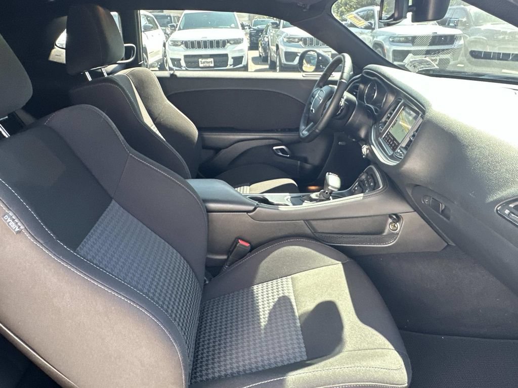 Used 2019 Dodge Challenger R/T w/ Cold Weather Group RWD image 13