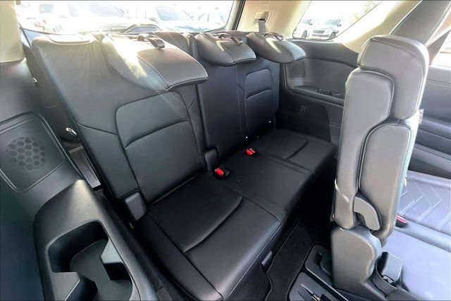 Certified 2024 Nissan Pathfinder Platinum w/ Cargo Package image 35