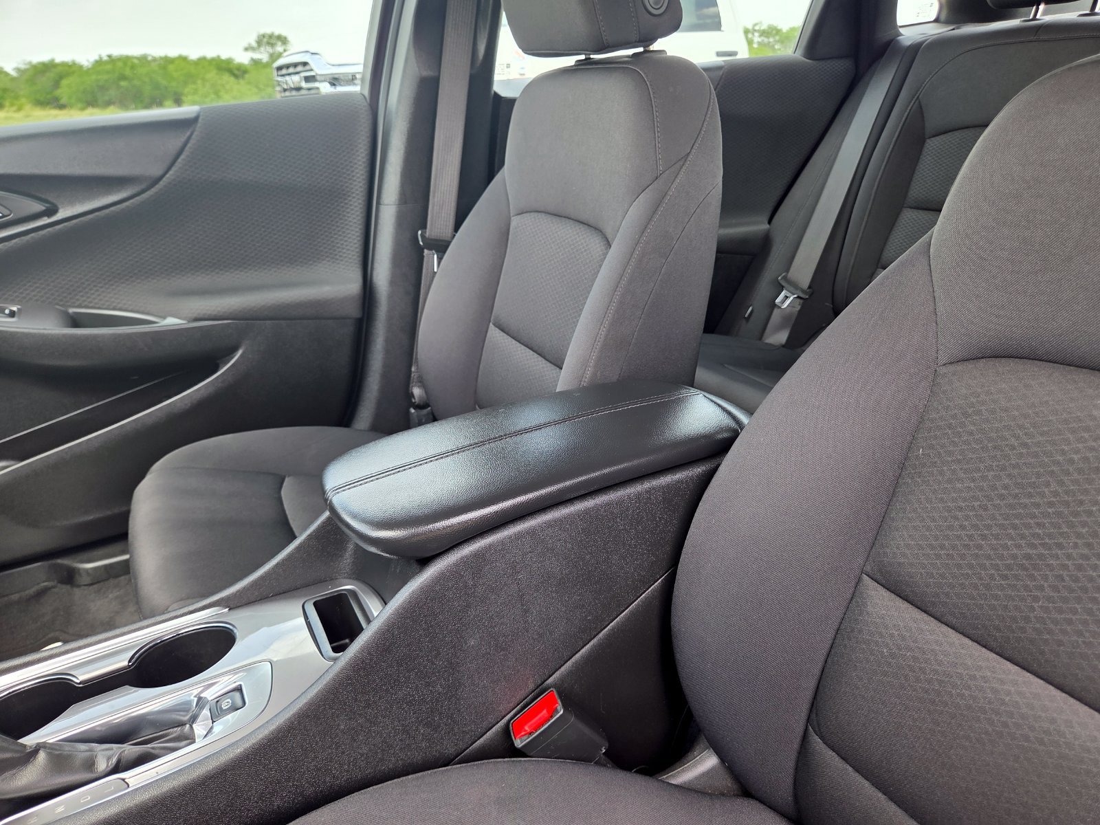 Used 2024 Chevrolet Malibu LT FWD image 30