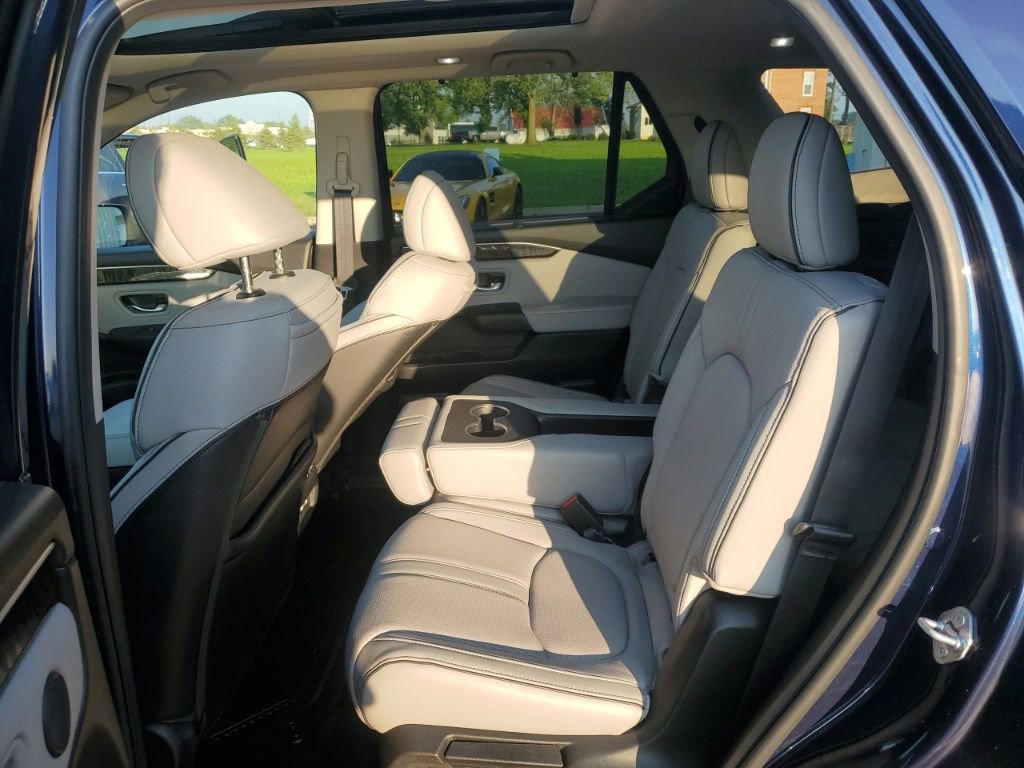 Used 2023 Honda Pilot Elite image 26