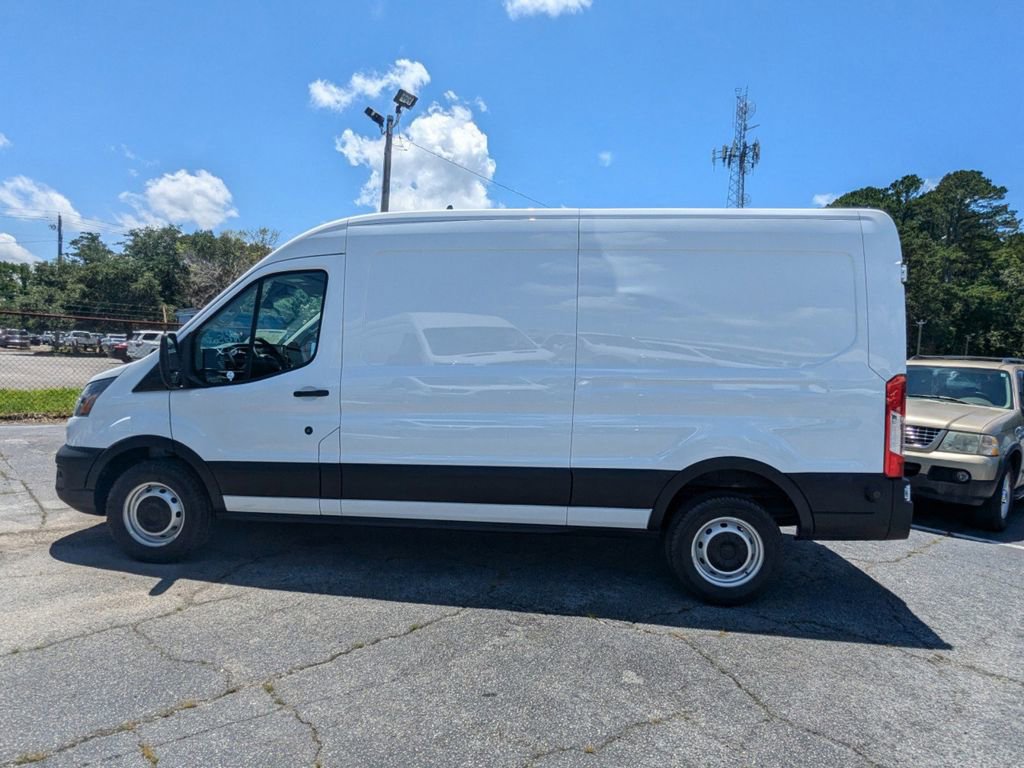 New 2025 Ford Transit 250 148 Medium Roof image 8