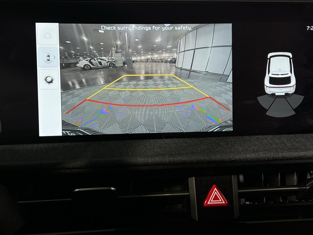 Used 2024 Kia EV6 Light image 22