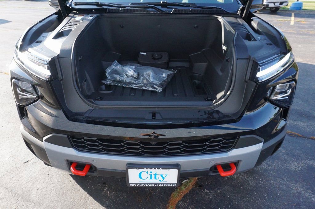 New 2026 Chevrolet Silverado EV Trail Boss image 30