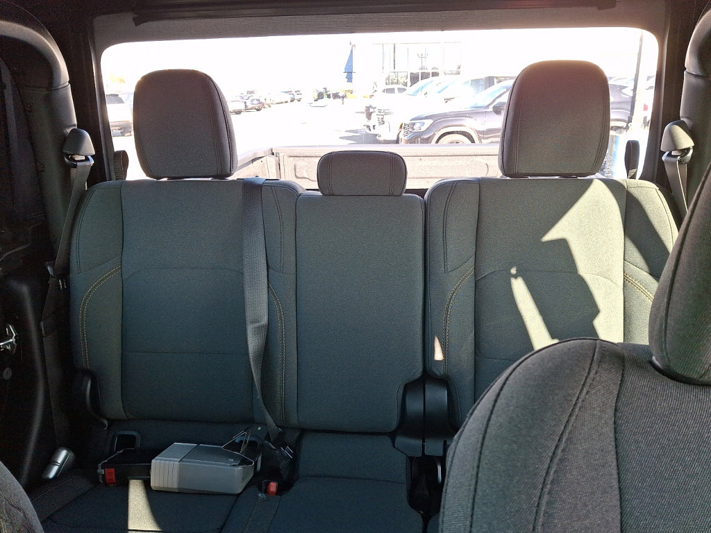 New 2026 Jeep Gladiator Sport image 13