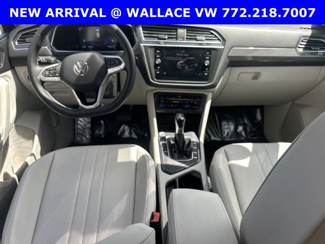 Certified 2022 Volkswagen Tiguan SE image 16