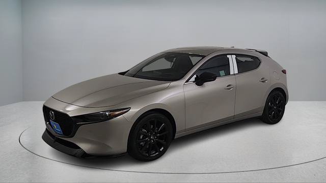 New 2025 MAZDA MAZDA3 Hatchback w/Premium Plus Pkg AWD/4WD image 8