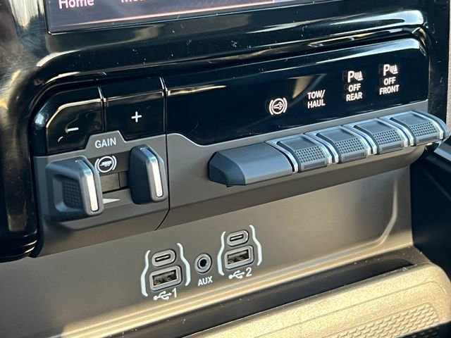 Used 2025 RAM 3500 Big Horn image 37