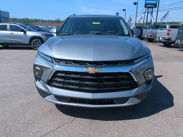 Used 2023 Chevrolet Blazer LT w/ Convenience Package FWD image 4
