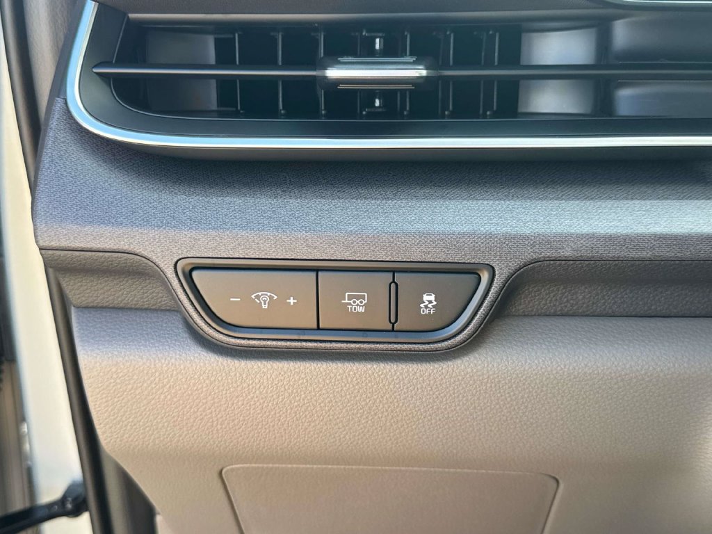 New 2026 Kia Carnival EX FWD image 24
