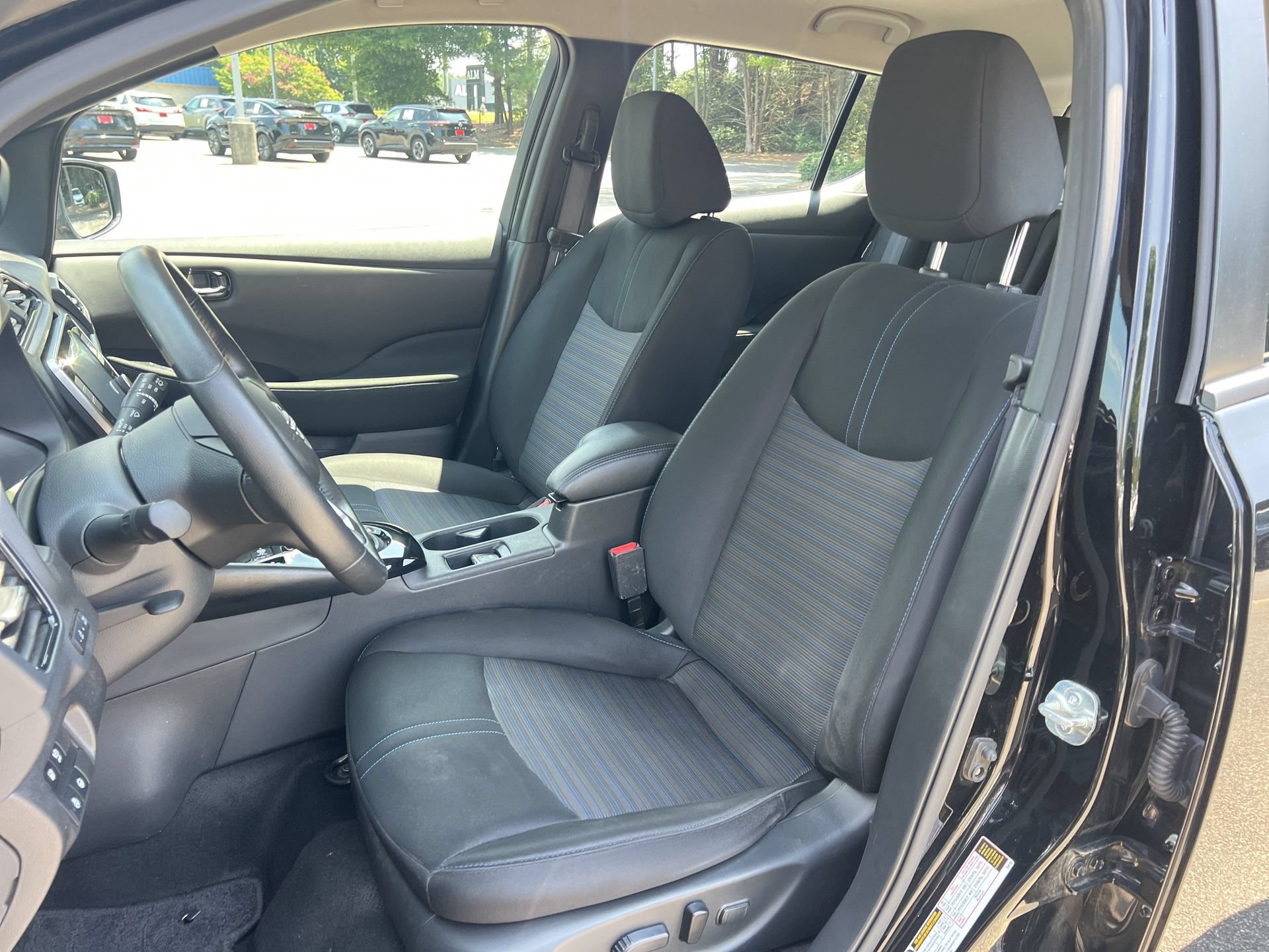 Certified 2024 Nissan Leaf SV Plus FWD image 17