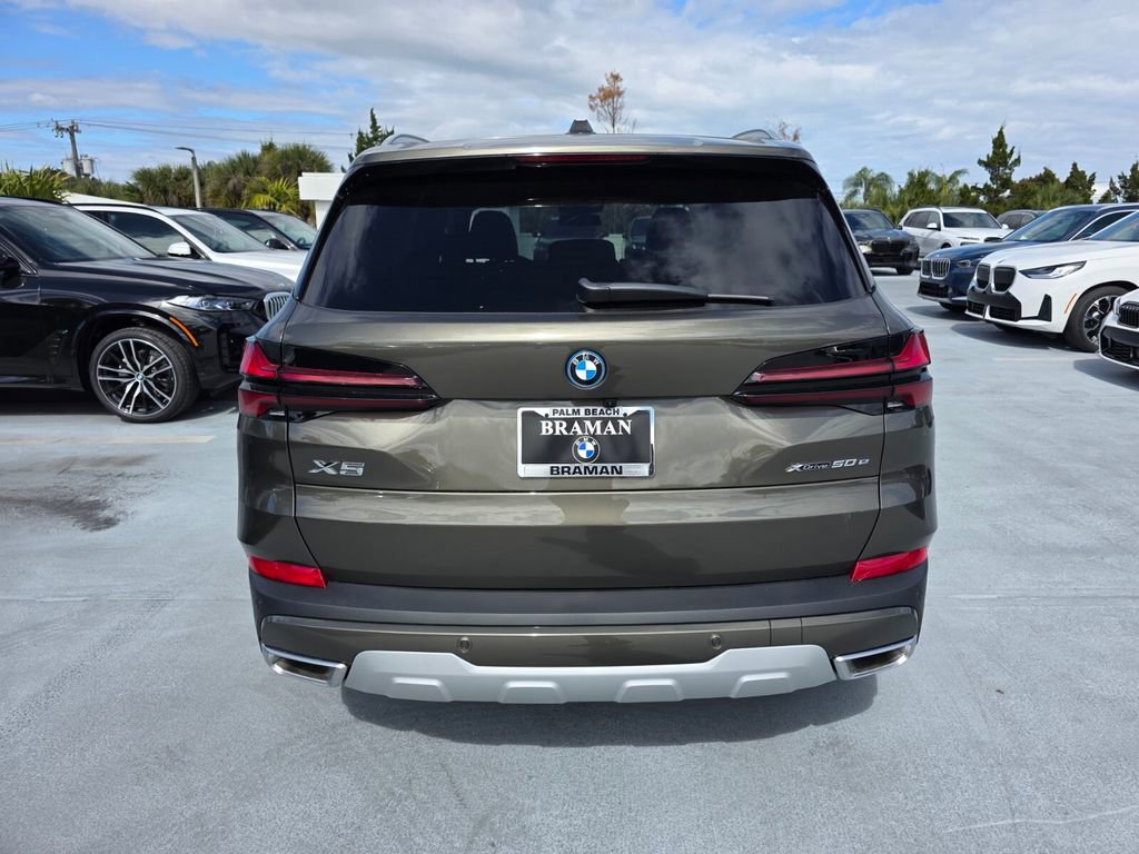 New 2026 BMW X5 xDrive50e AWD/4WD image 5