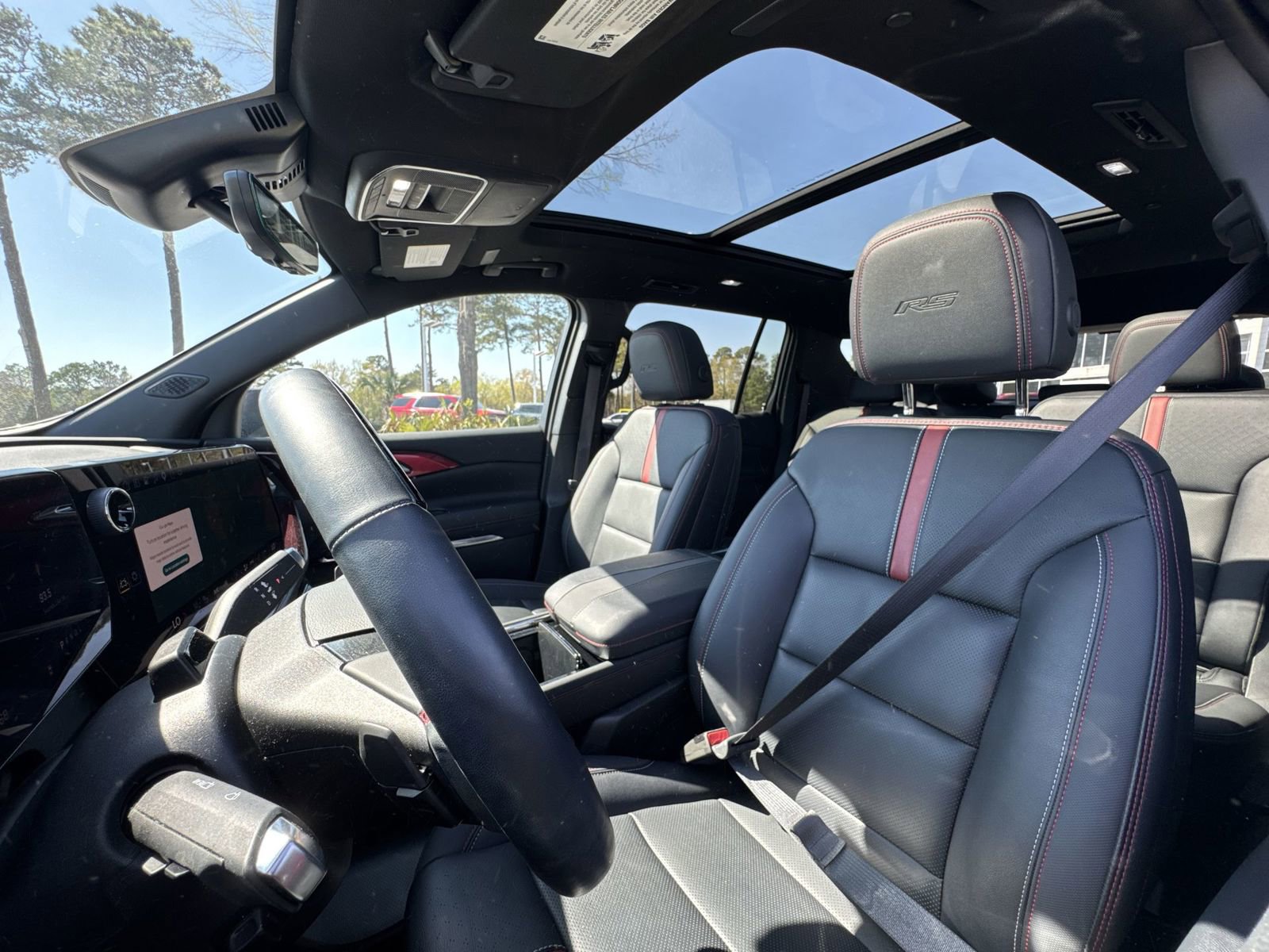 Used 2025 Chevrolet Traverse RS w/ LPO, Floor Liner Package image 28