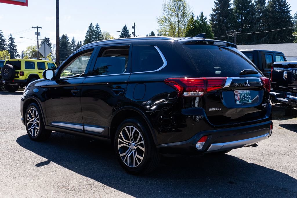 Used 2018 Mitsubishi Outlander GT image 4