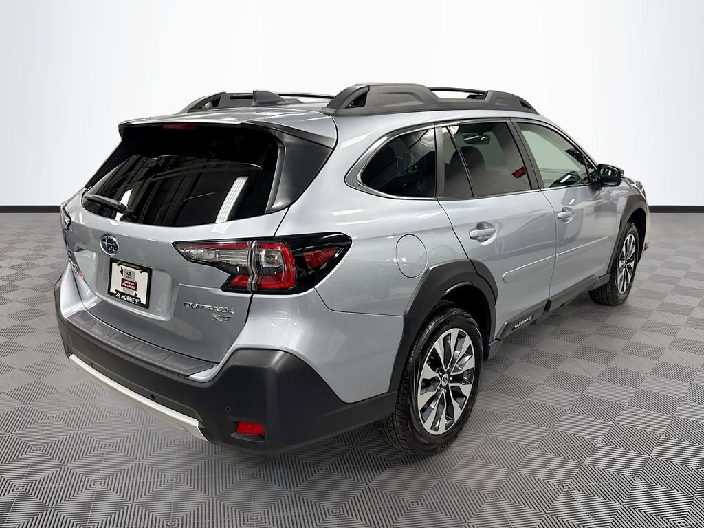 Certified 2024 Subaru Outback Limited XT AWD/4WD image 4