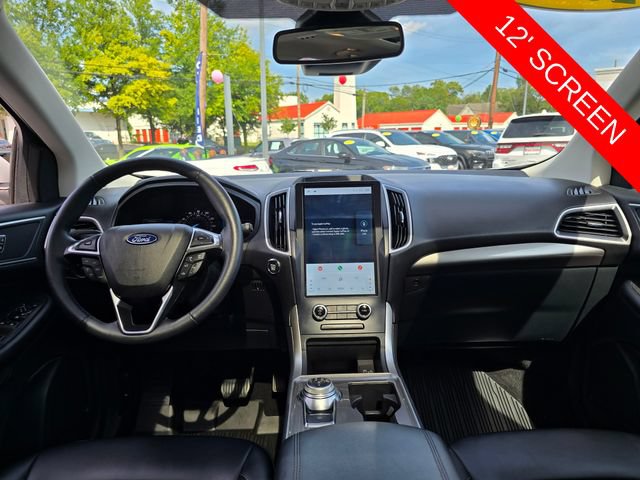 Used 2023 Ford Edge SEL w/ Convenience Package AWD/4WD image 3