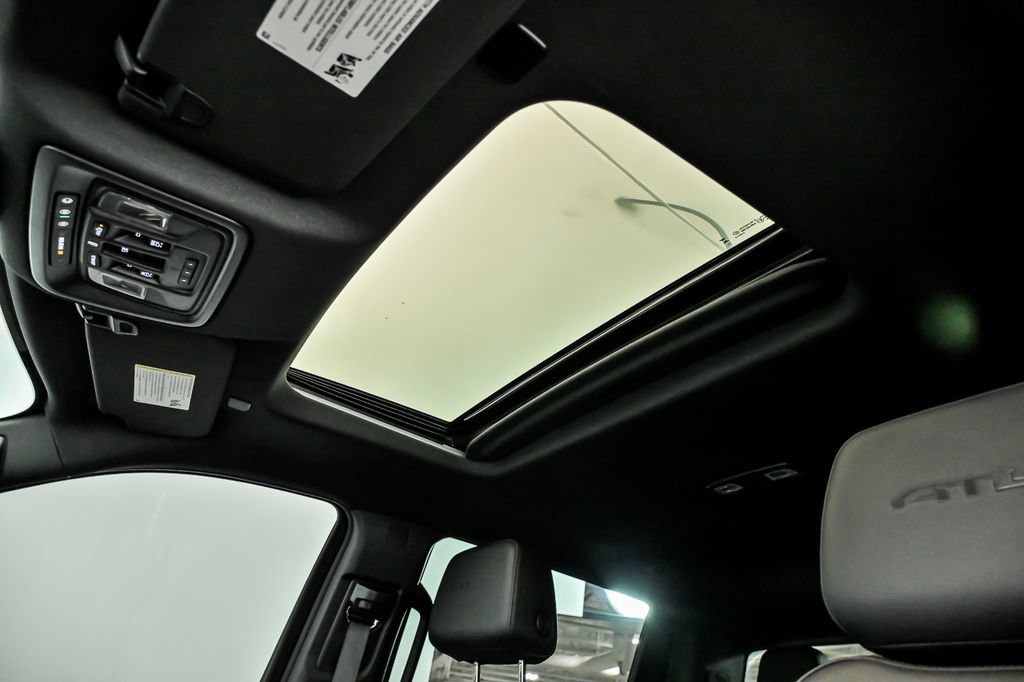 Used 2024 GMC Sierra 2500 AT4 w/ AT4 Premium Plus Package image 14