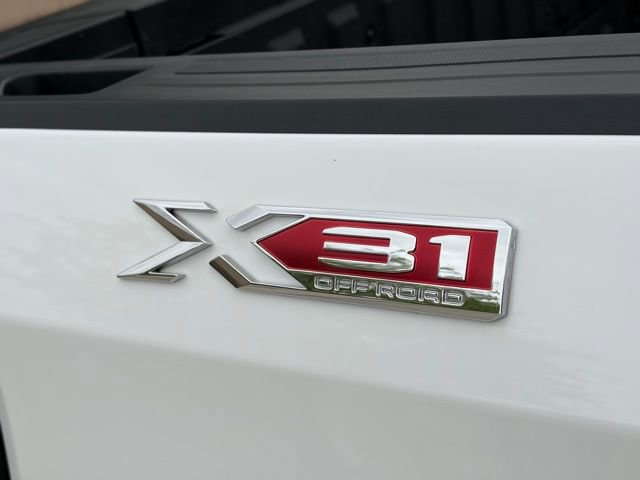 Used 2023 GMC Sierra 1500 SLE image 7