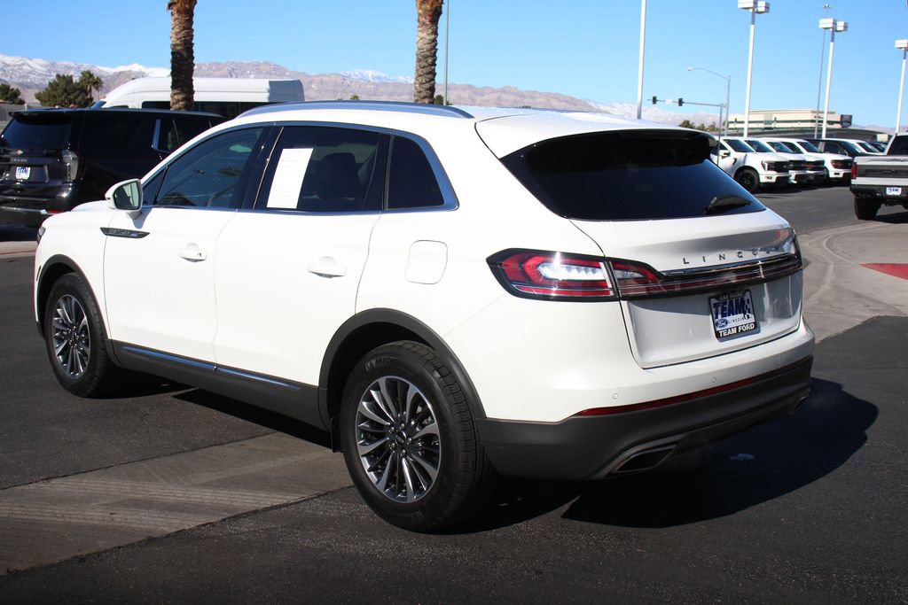 Certified 2022 Lincoln Nautilus AWD w/ Premium Package image 4