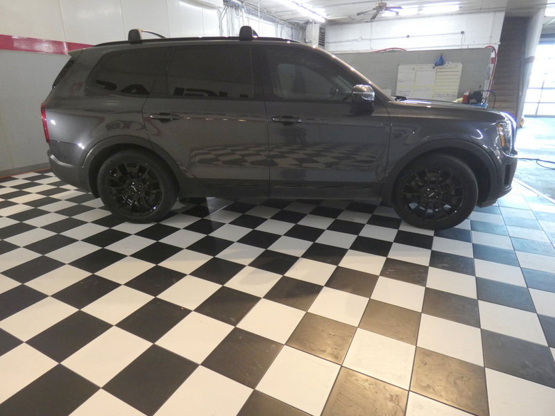 Used 2022 Kia Telluride SX image 4