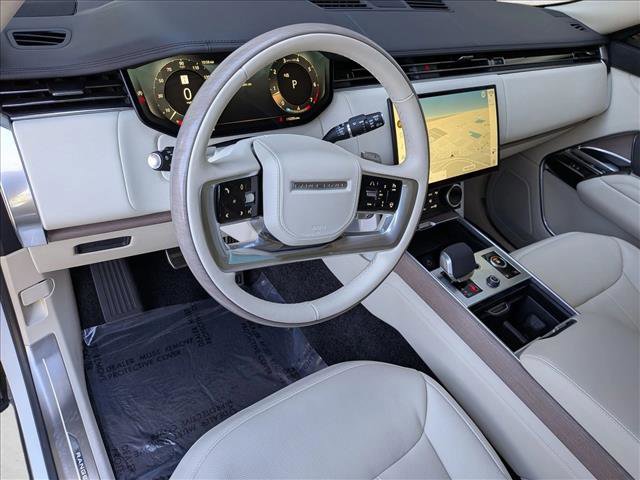 Used 2023 Land Rover Range Rover SE image 10