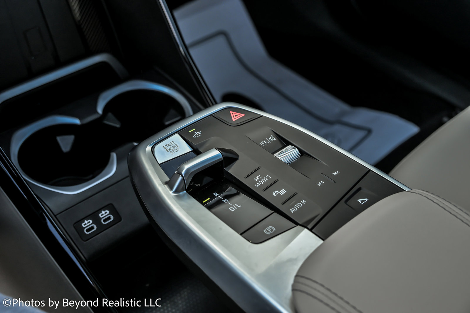 Used 2025 BMW X1 xDrive28i w/ Convenience Package image 46