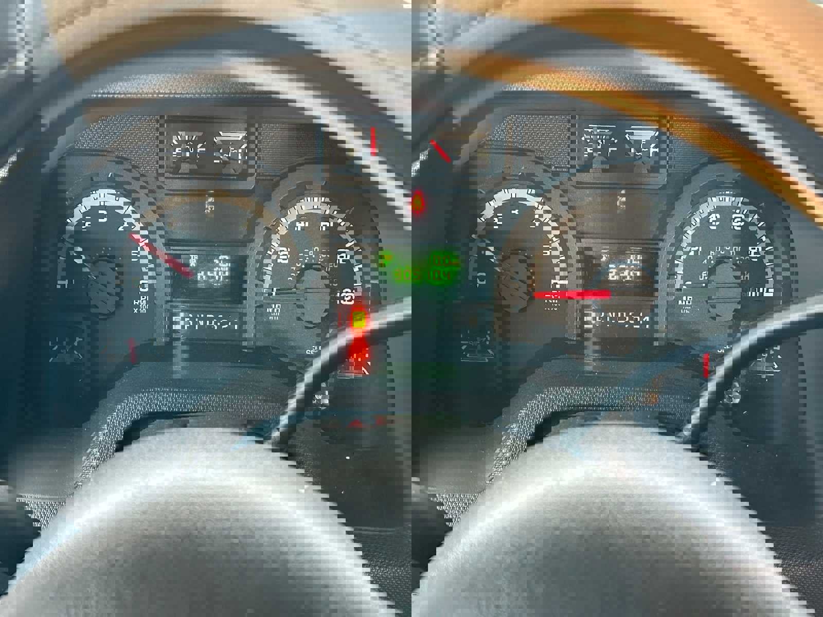 Used 2011 Ford E-450 and Econoline 450 Super Duty w/ Motorhome Prep Pkg image 37