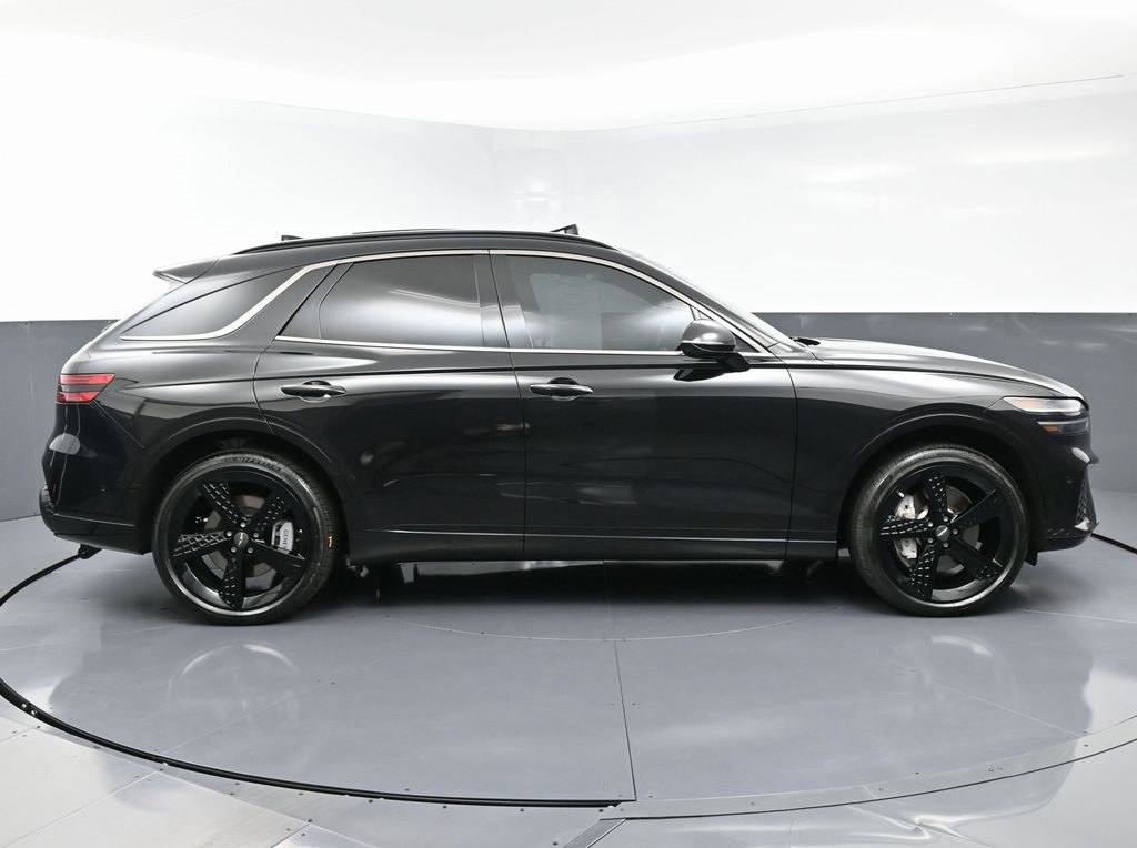 Used 2024 Genesis GV70 2.5T w/ Sport Prestige Package image 8