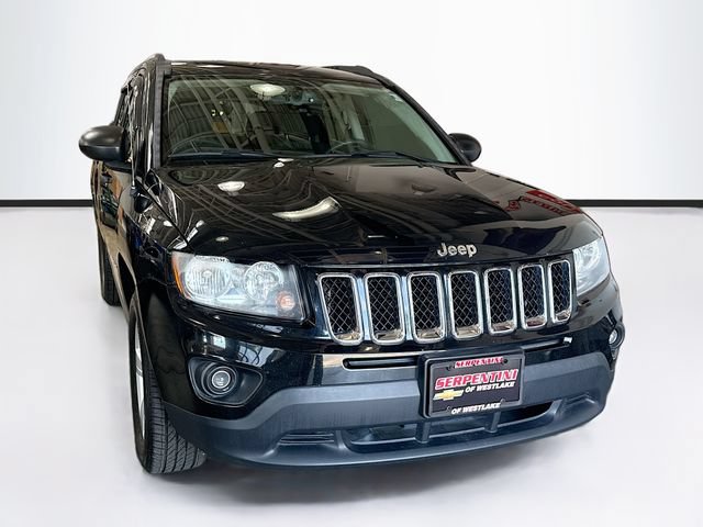 Used 2016 Jeep Compass Sport AWD/4WD image 3
