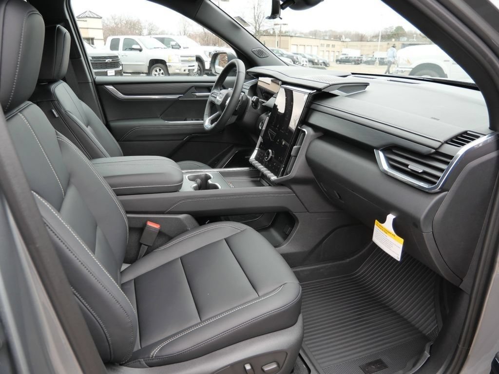 New 2026 GMC Acadia Elevation w/ Elevation Premium Package AWD/4WD image 29