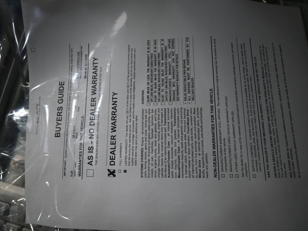 Used 2024 Audi Q8 e-tron Premium Plus image 10