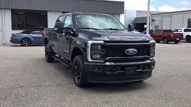 New 2026 Ford F250 XL image 3