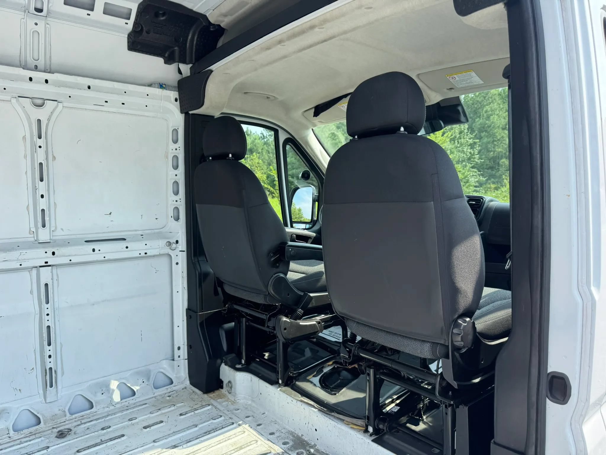 Used 2023 RAM ProMaster 2500 FWD image 19