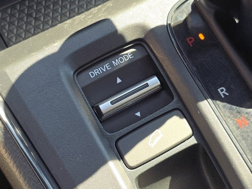 Used 2022 Honda CR-V Touring image 8