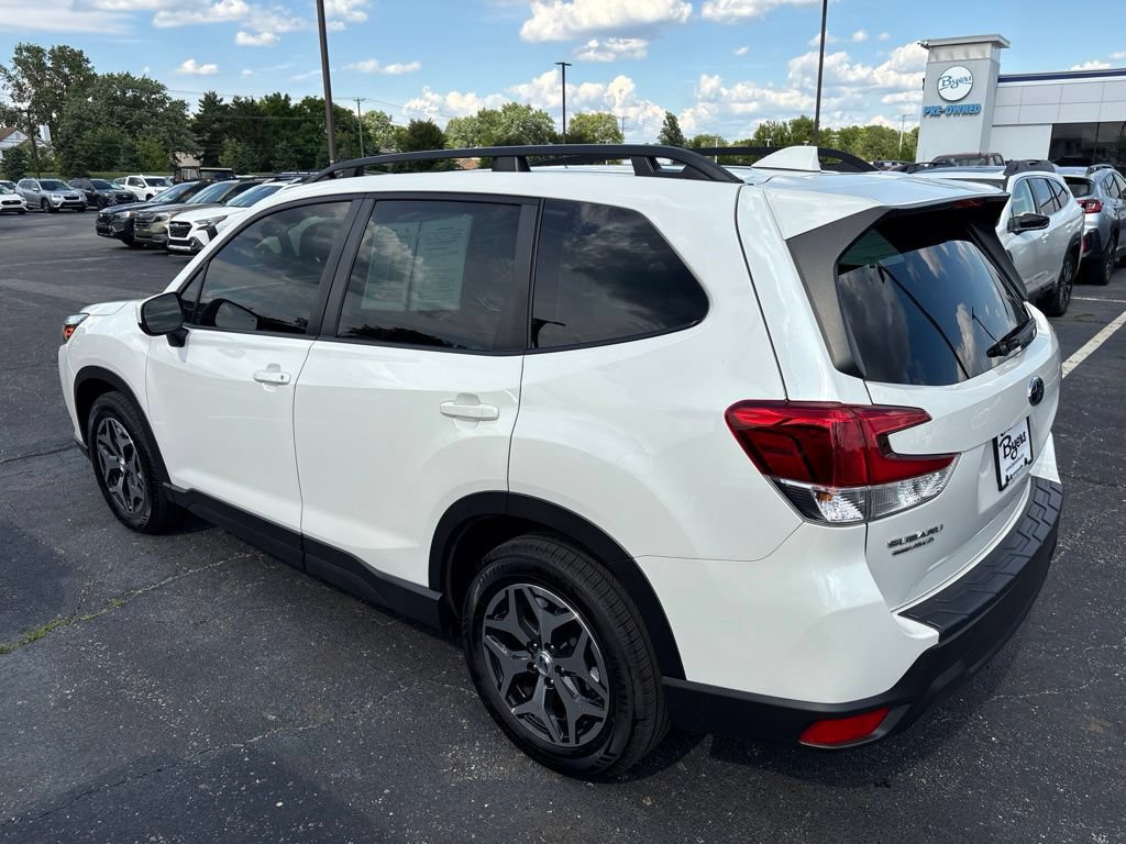 Certified 2023 Subaru Forester Premium AWD/4WD image 5
