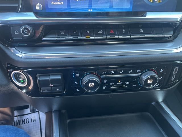 Used 2024 Chevrolet Silverado 2500 High Country w/ Technology Package image 17